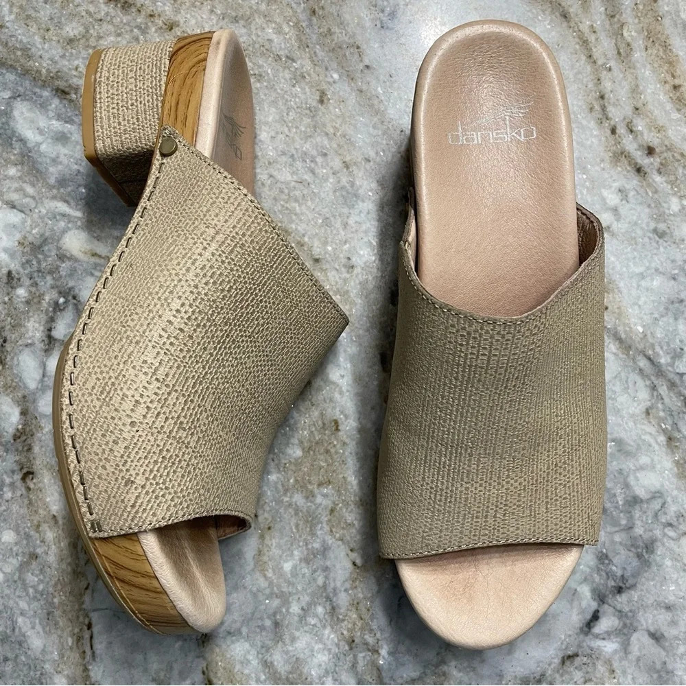 Dansko Maci Taupe Textured Leather Sandals Women’s EU 38